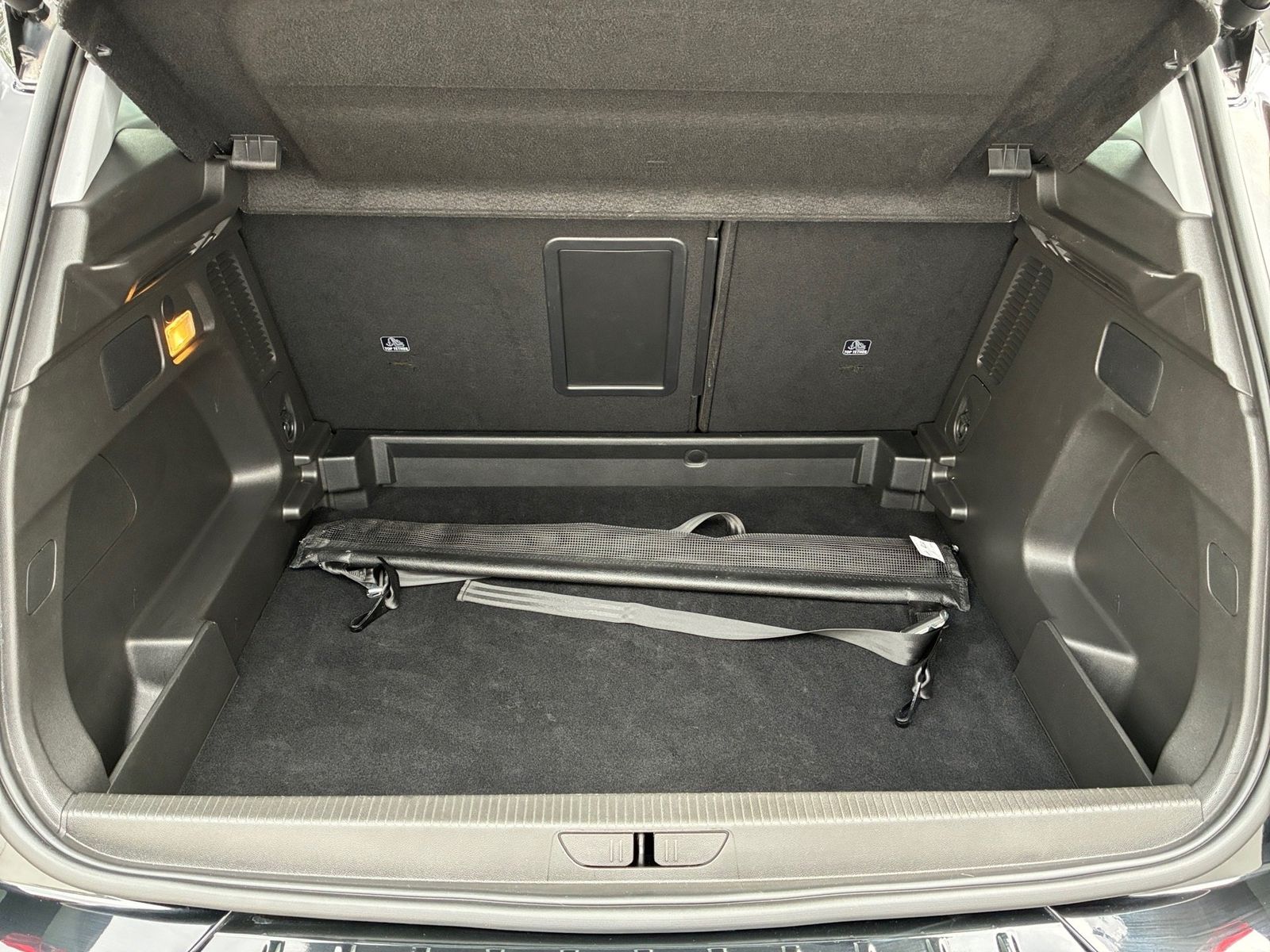 Fahrzeugabbildung Opel Grandland 1.2 Turbo Elegance 360,KlimaA,LED,Navi