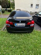 BMW M550d xDrive M - BMW M550: Automatik