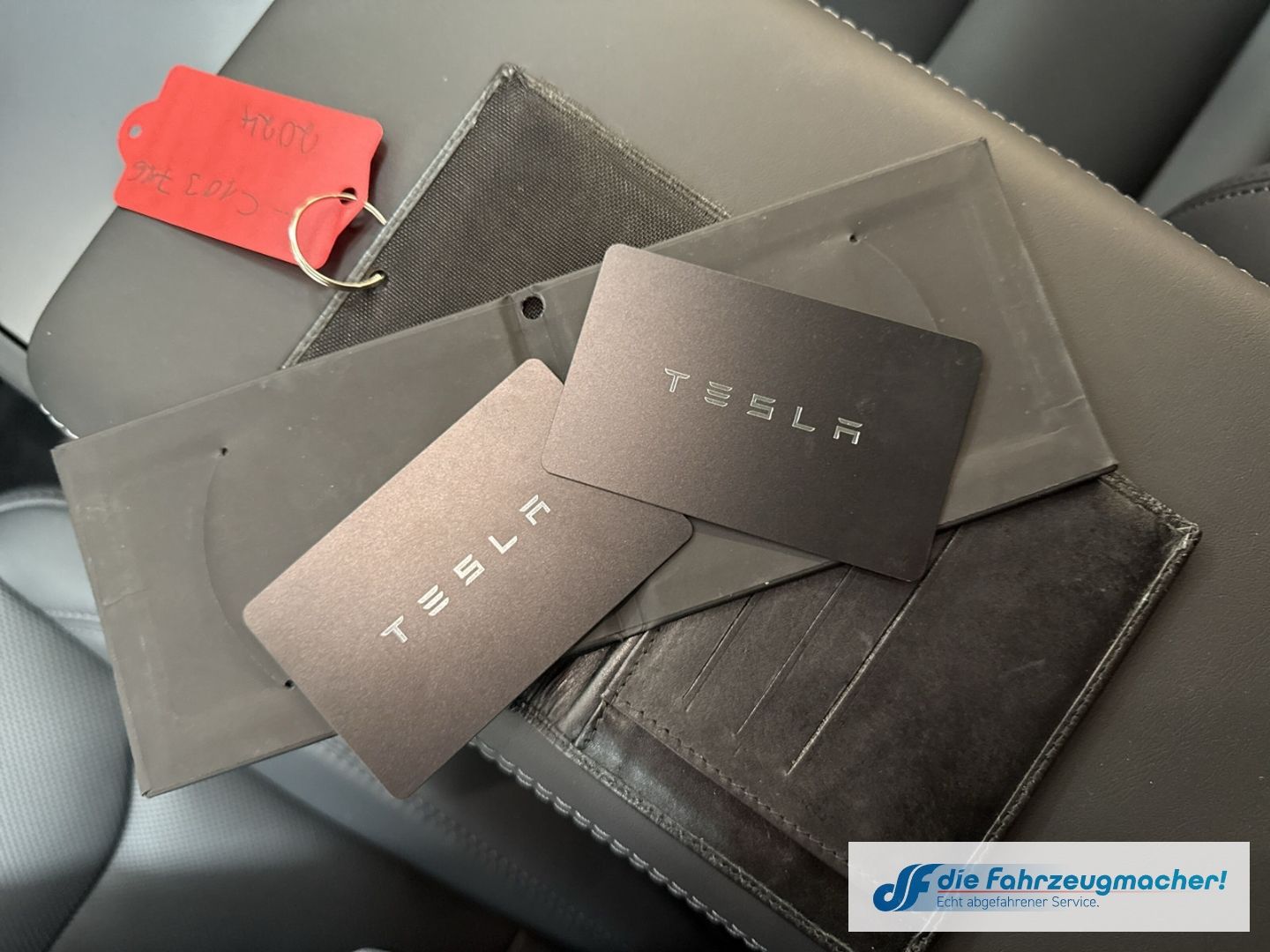 Fahrzeugabbildung Tesla Model 3 Long Range Dual AWD Soundsystem ACC El.