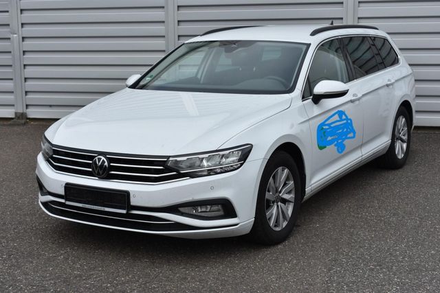 Volkswagen Passat Comfortline*LED*Navi*ACC*AHK*SHZ*DAB*Ambi