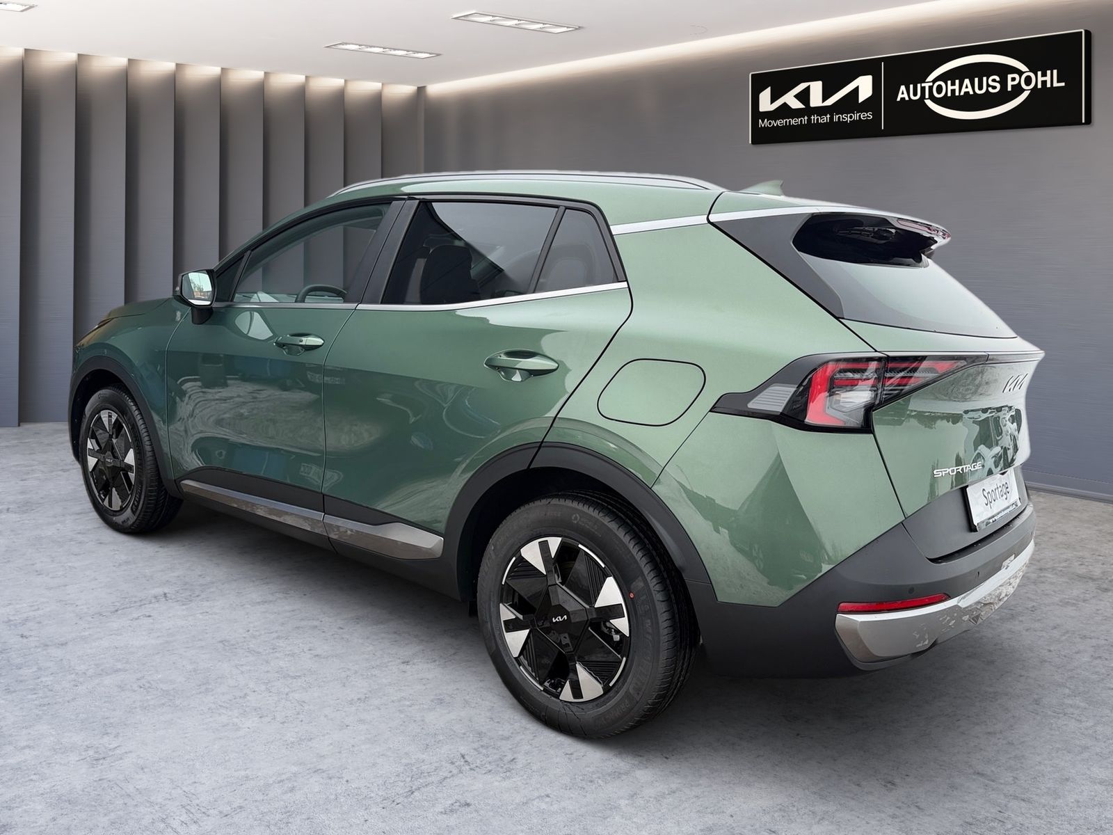 Fahrzeugabbildung Kia SPORTAGE 1.6T 2WD DCT Vision KOM Facelift