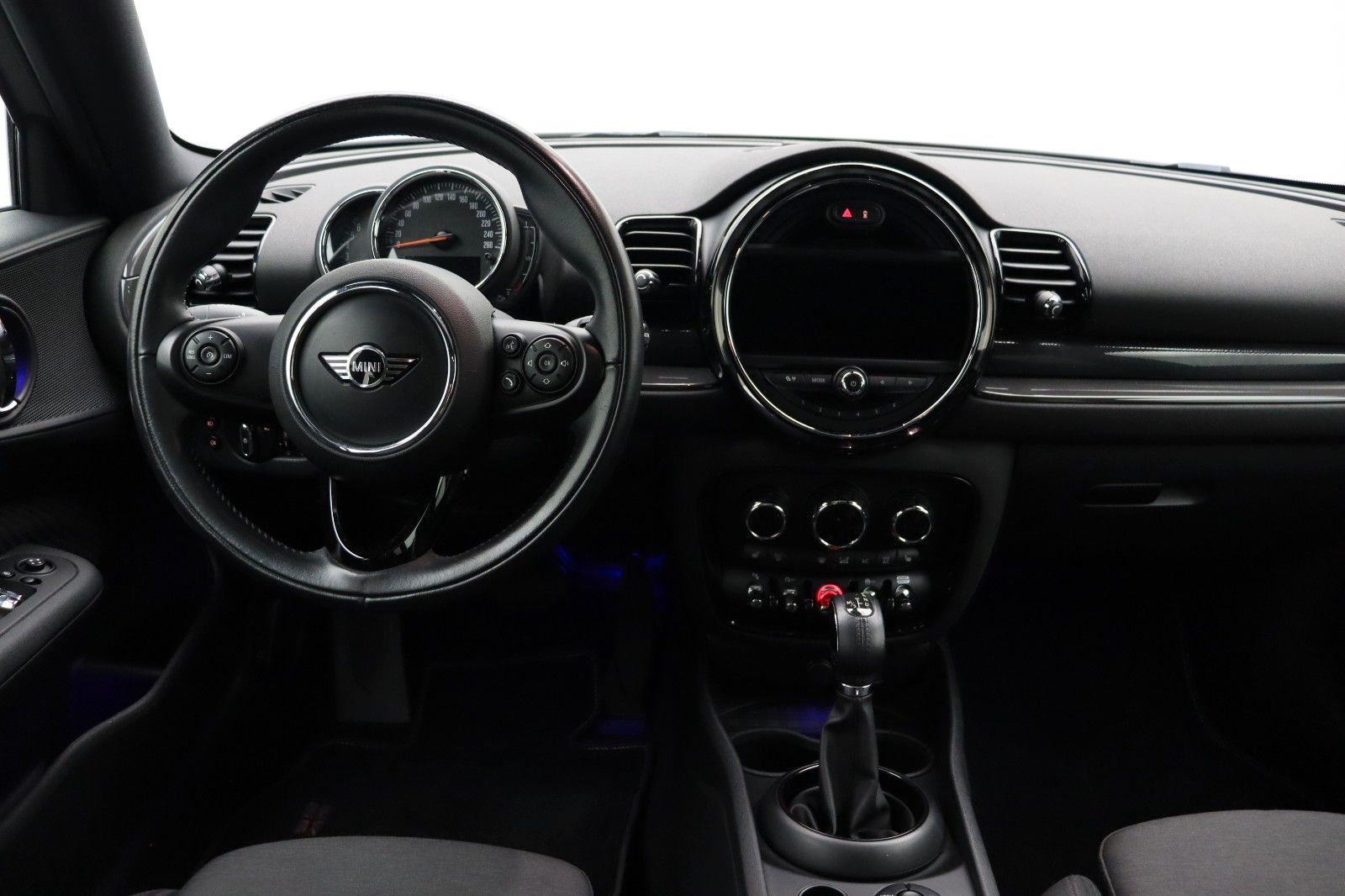 Fahrzeugabbildung MINI Cooper Clubman 1.5