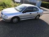 Mitsubishi Carisma Automatik - Mitsubishi Carisma aus 2001
