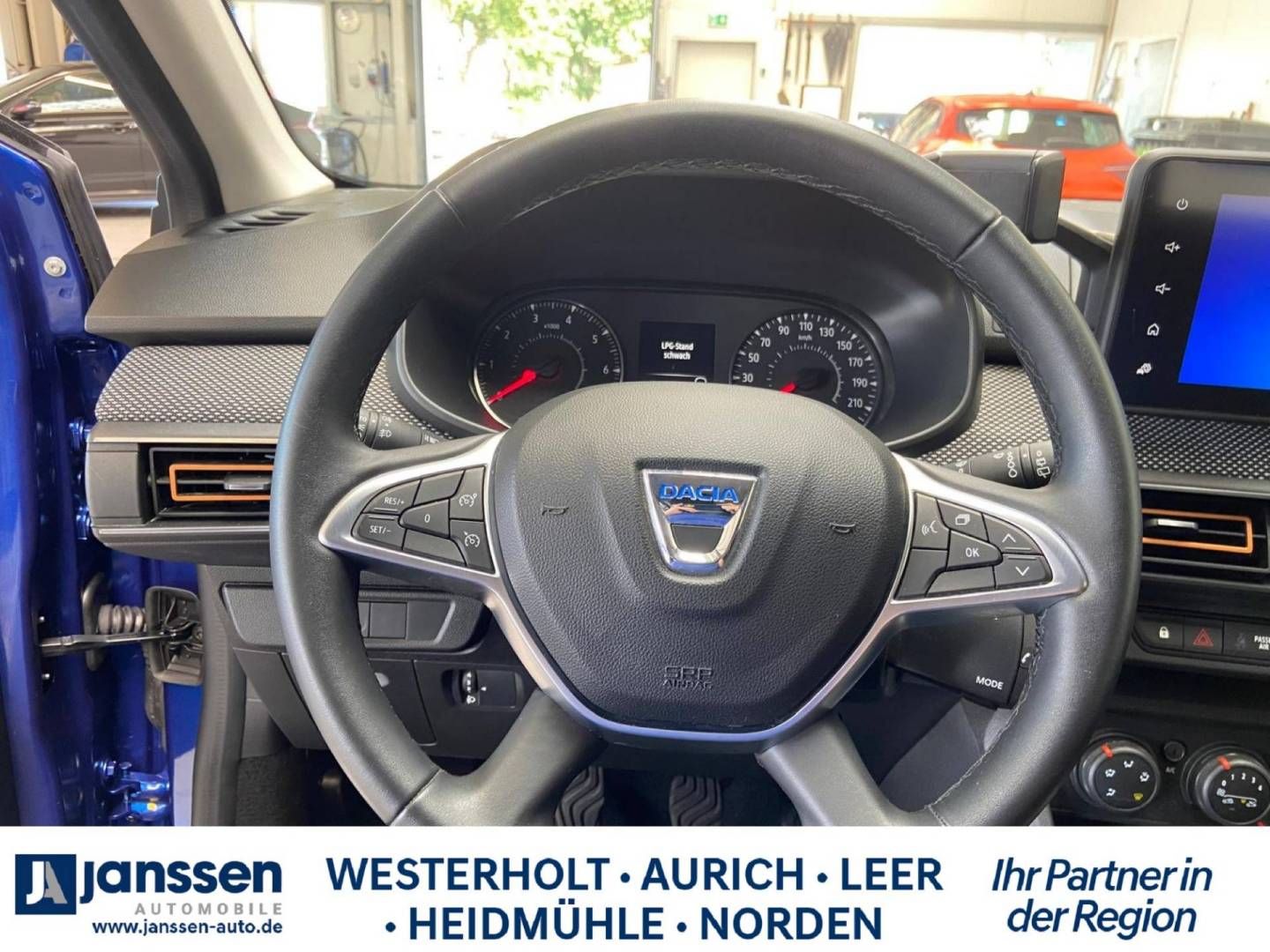 Fahrzeugabbildung Dacia Sandero Stepway Comfort TCe 100 ECO-G (MY2021)