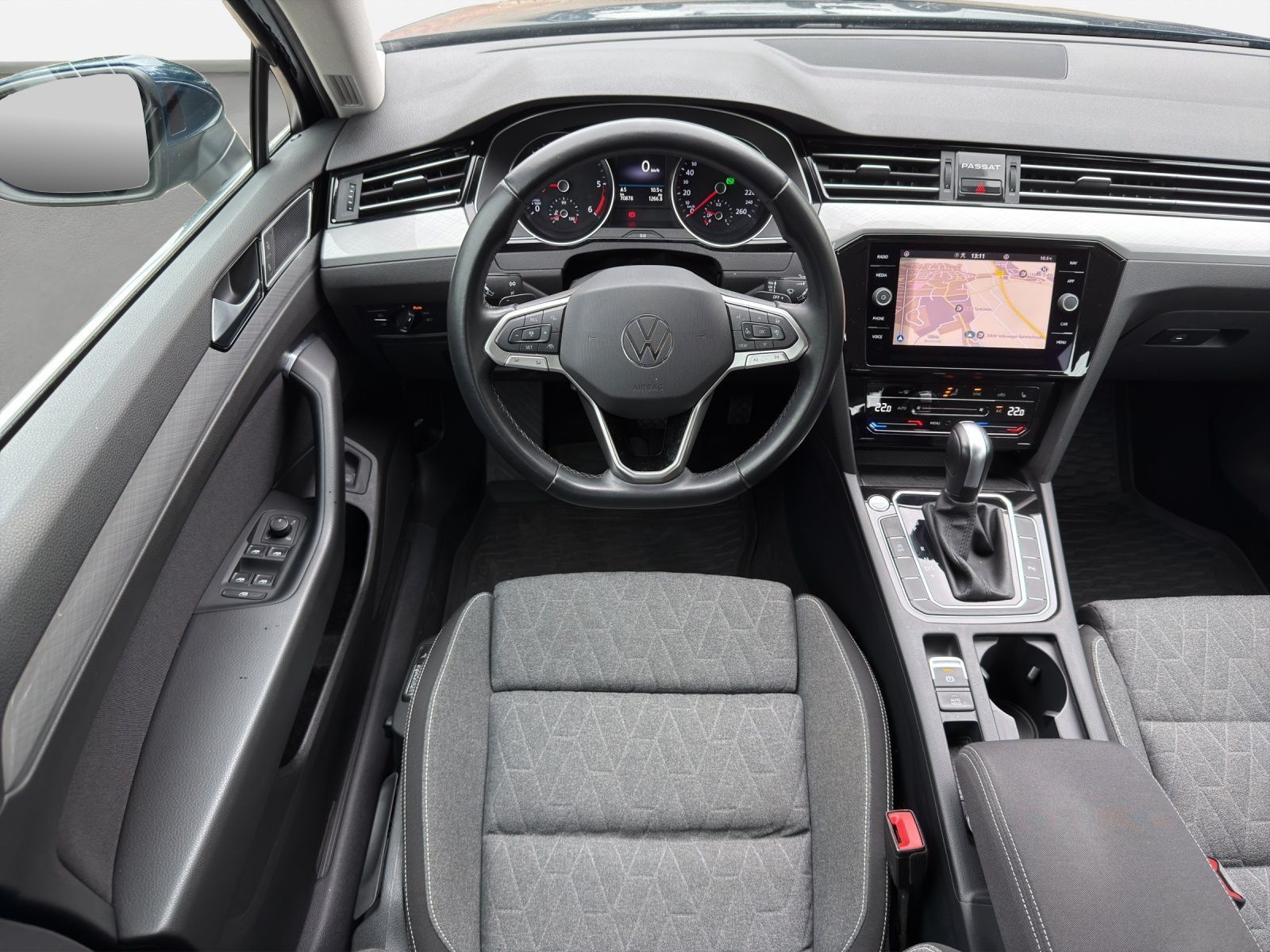 Volkswagen Passat Variant - Bild 8