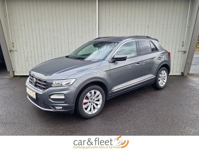 Volkswagen T-Roc Sport 1.5 TSI ACT Navi SiHz PDC RFK ePano