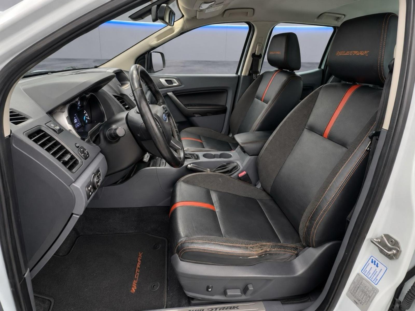 Ford Ranger Wildtrak Double Cabine 3.2 TDCi 200 ch 4x4 – BVA – attelage – caméra