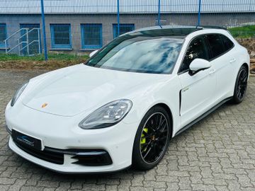 Porsche Panamera - 3
