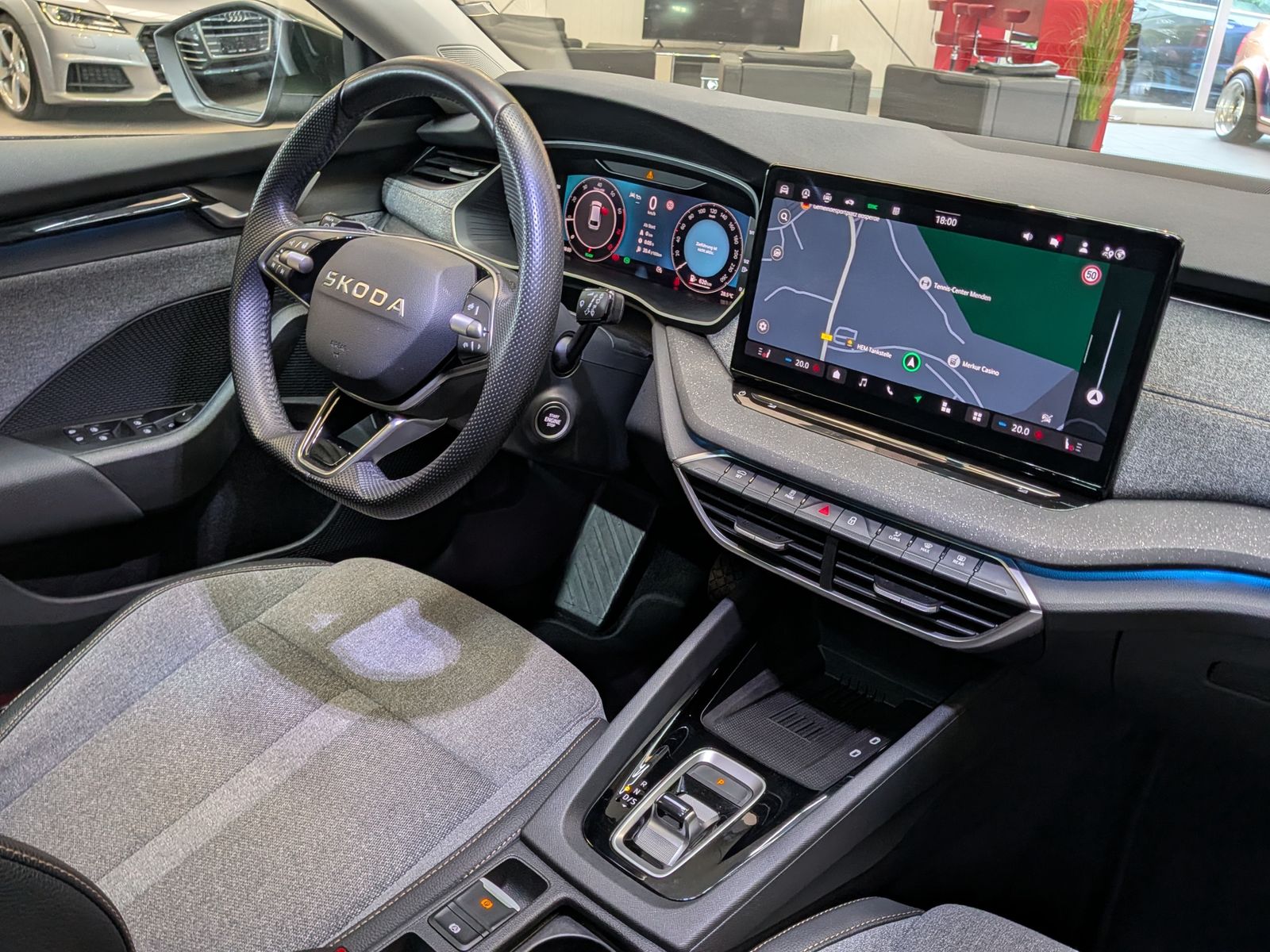Fahrzeugabbildung SKODA Octavia 1.5TSI mHEV Selection TEMP*LED*CAM*PANO*