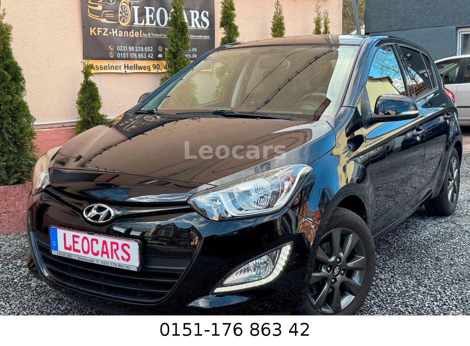 Hyundai i20 1.25 FIFA Ed., 1. Hand, SitzHz/PDC/Tempomat