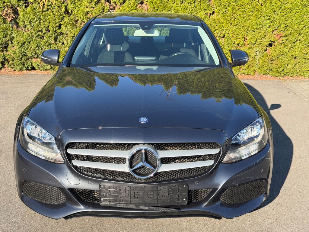 Image of Mercedes-Benz C 180
