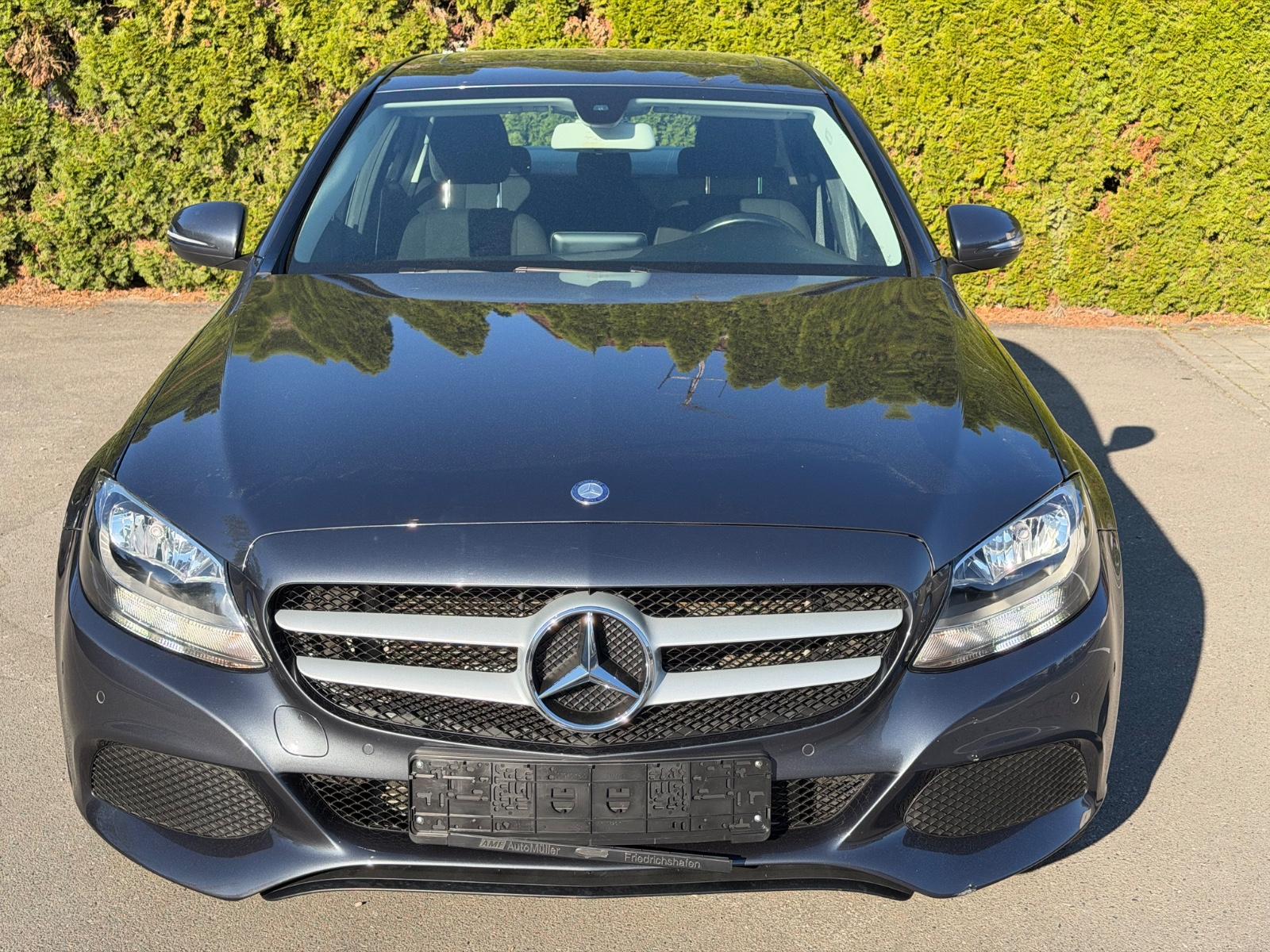 Mercedes-Benz C 180 Limousine  BlueTec / d Automatik