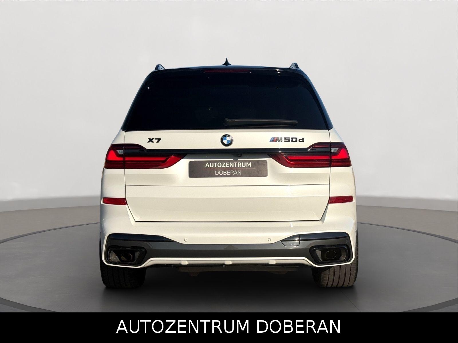 BMW X7 M50d SkyLounge Night B&W Laser Sthz Softclose