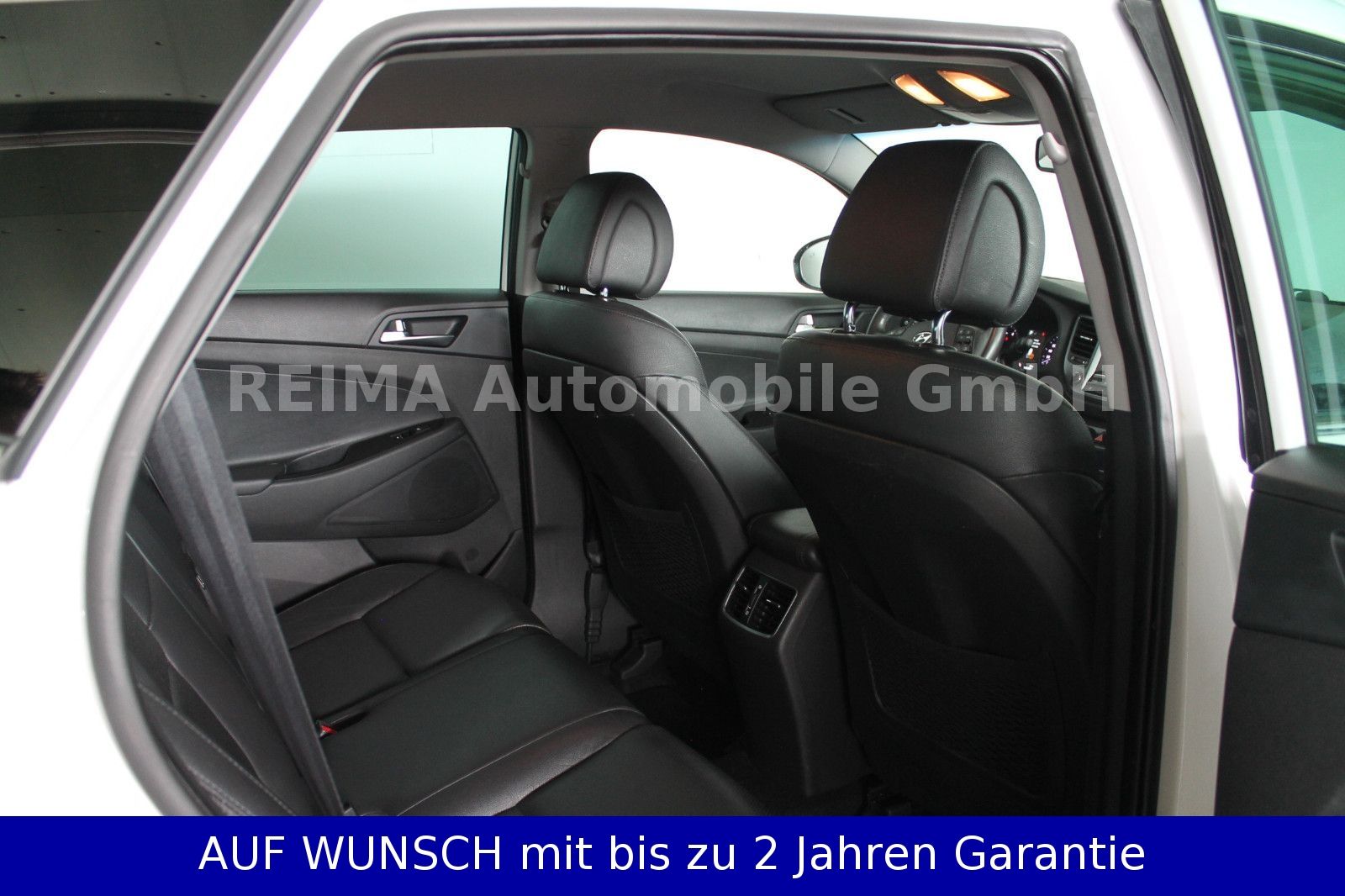 Fahrzeugabbildung Hyundai Tucson 1,7D blue Premium 2WD, Automatik, Xenon
