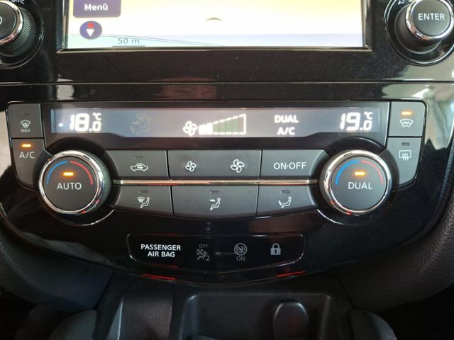 Nissan Qashqai Tekna 1.6 °LED°AHK°Pano°Kamera°SHZ°BF°
