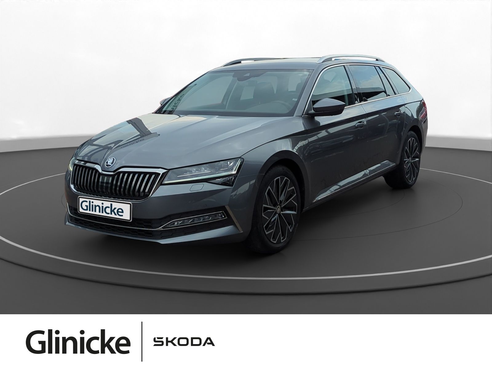 Skoda Superb Combi 2,0 TDI L&K 4x4 AHK PDC SiHz DSG
