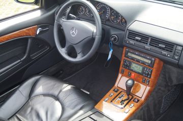 Mercedes-Benz SL 280 AUT.-NAVI-LEDER-XENON-SHZG.-TOP ZUSTAND-