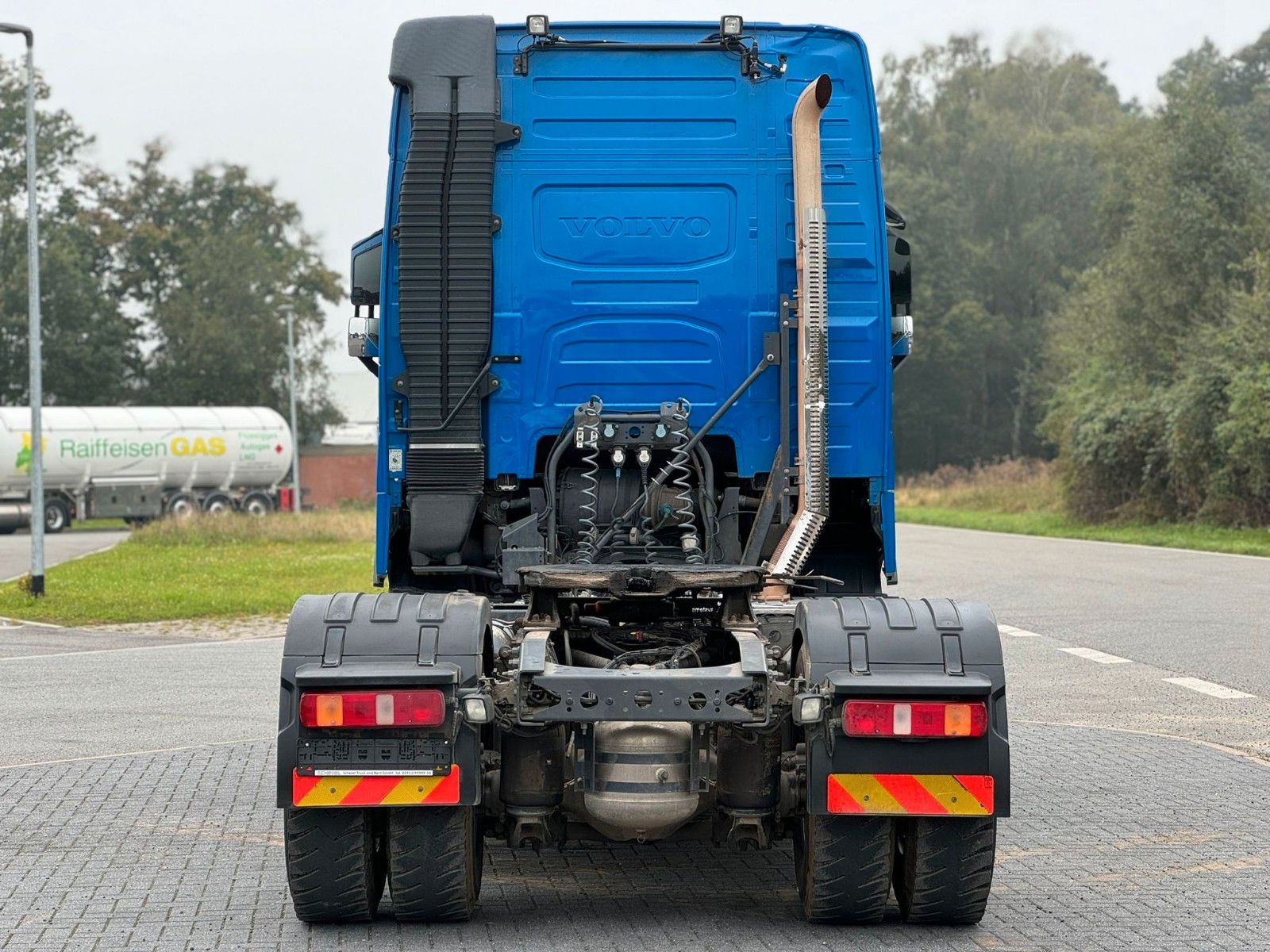 Fahrzeugabbildung Volvo FH 500 4x4H BL SA mit 2-Kreis-Hydraulik