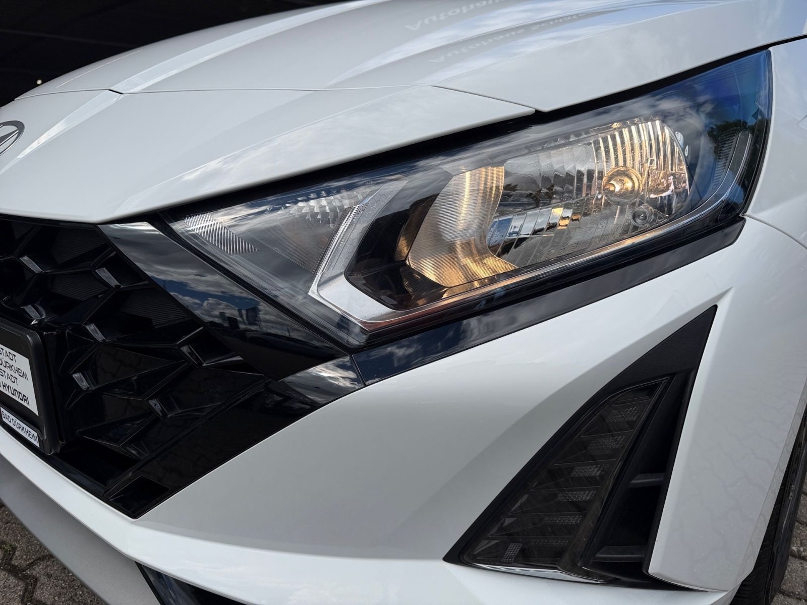 Fahrzeugabbildung Hyundai i20 1.0 T-GDI 7-DCT Trend Navi Allwetter