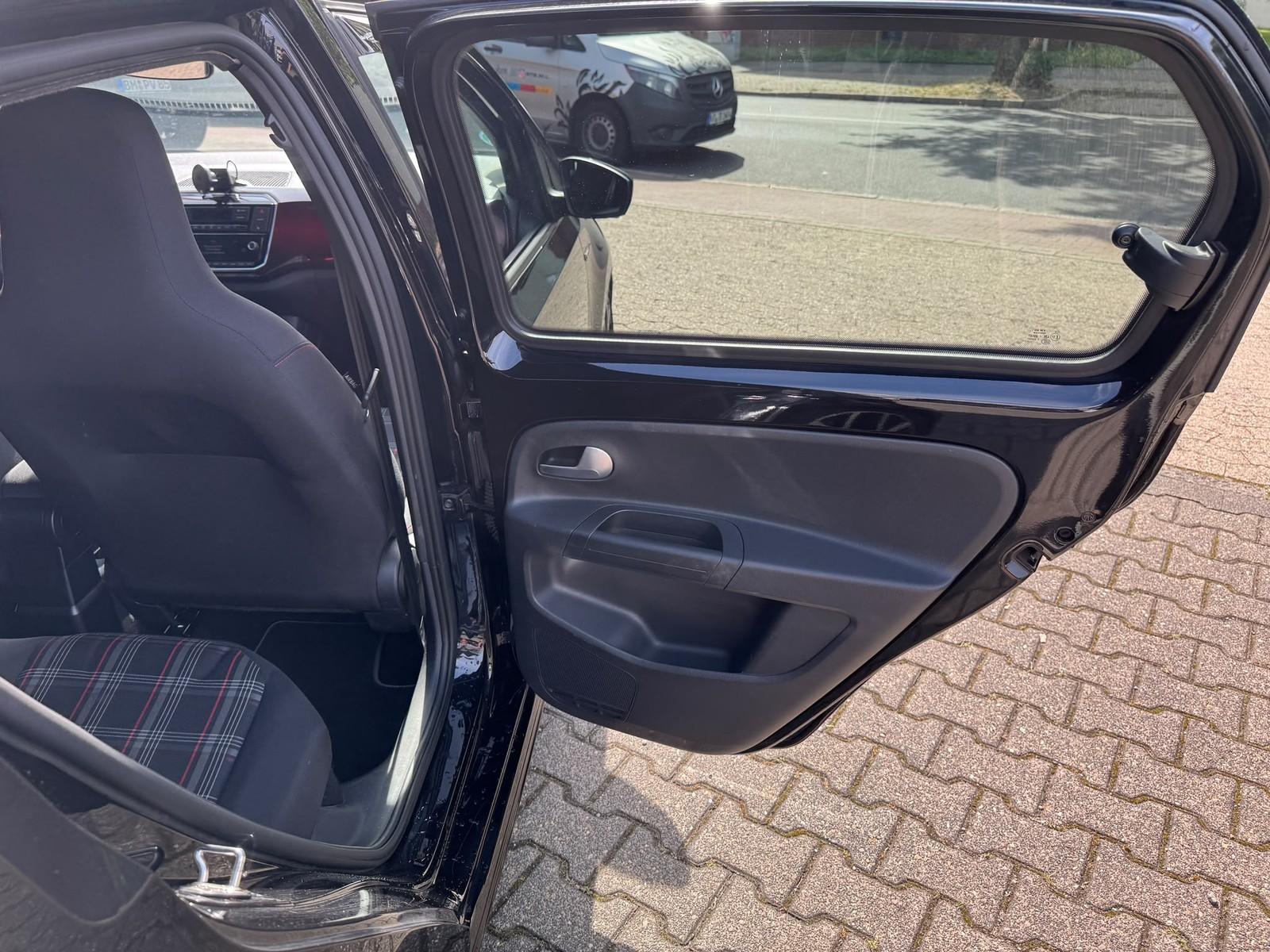 Volkswagen Up 1.0 TSI GTI, миниатюра 20