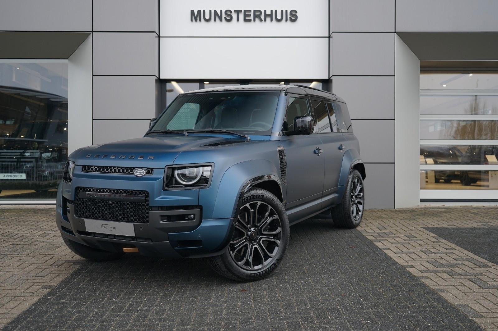 Land Rover Defender 110 OCTA | Chopped Carbon |