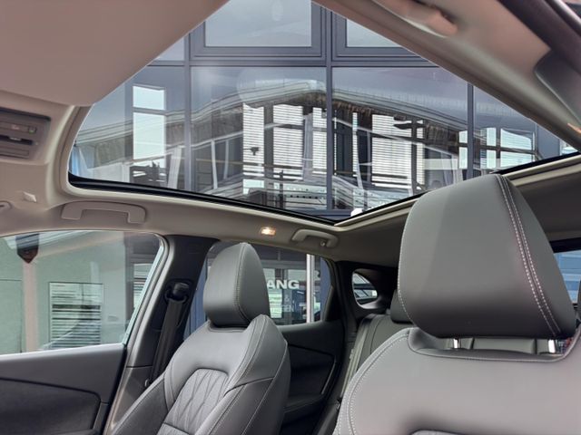 Nissan Qashqai Tekna 1.3 DIG-T X-Tronic °Premium Paket°