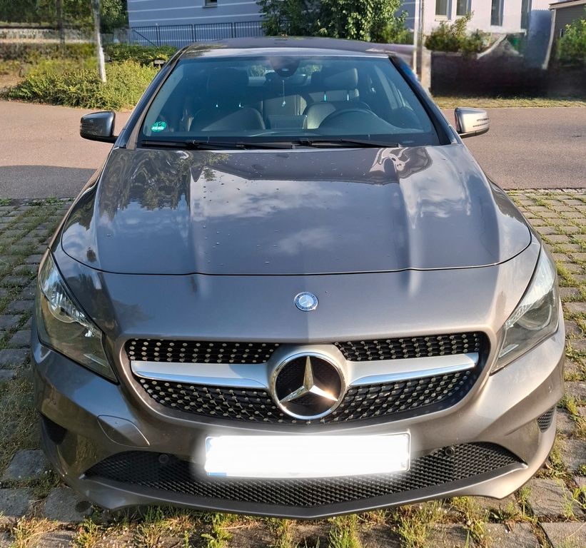 Image of Mercedes-Benz CLA 180