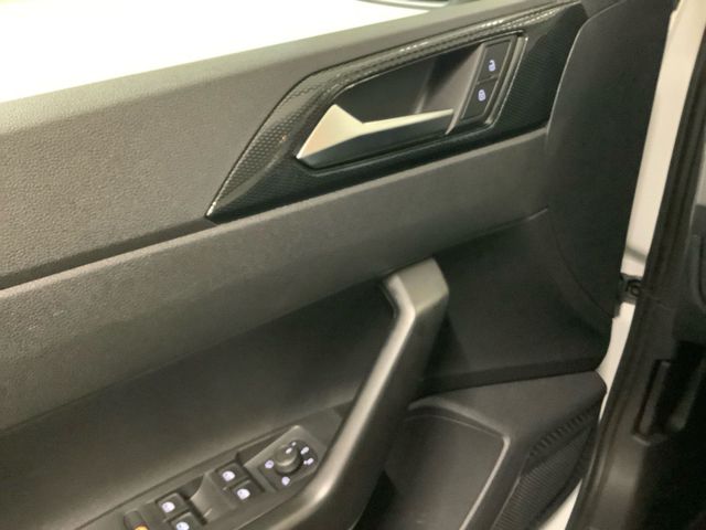 Polo Life 1,0 TSI 70 kW  LED, Navi, PDC, SHZ, Tr