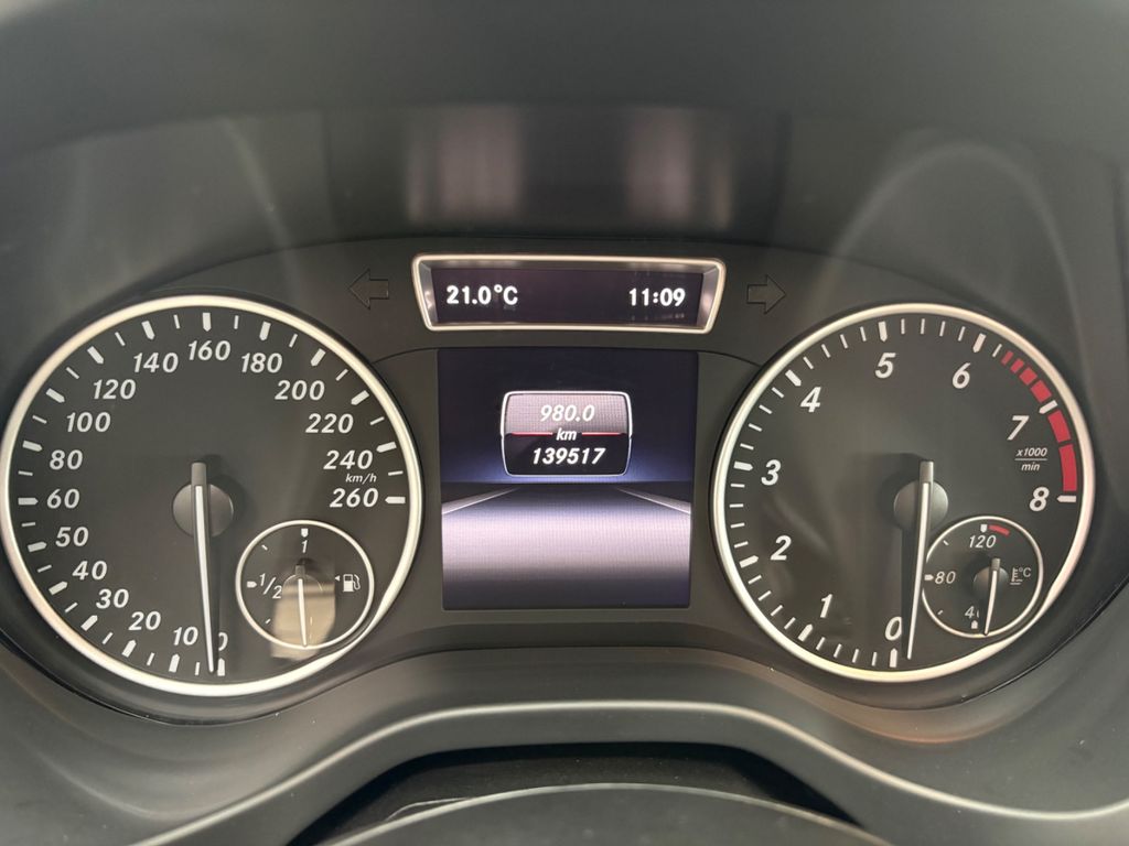 Mercedes-Benz A 180 - Bild 13