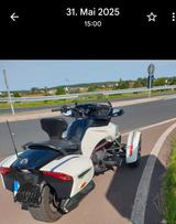 Can-Am Spyder  F3T - Can-Am Quad