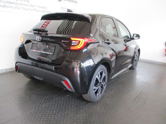 Fahrzeugabbildung Toyota Yaris Hybrid Teamplayer inkl. Comfort-Paket
