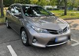 Toyota Auris Touring Sports 1.8 Hybrid - Toyota Auris Touring Sports aus 2014