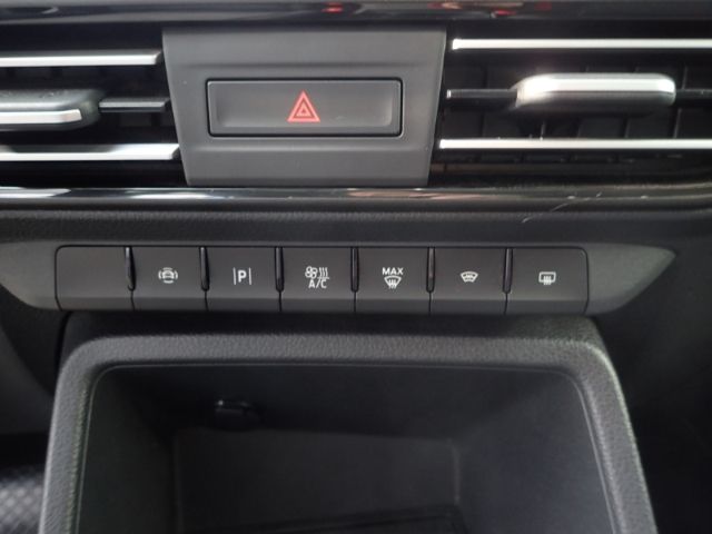 Fahrzeugabbildung Ford Tourneo Connect Titanium 7-Sitzer Panorama Navi