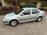 Volkswagen Bora 1.9TDI 74kW Comfortline Comfortline - Volkswagen Bora: Comfortline