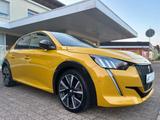 Peugeot 208 GT 1,2Ltr Aut. Navi LED Pano. Kamera Alu Pdc - gebrauchte Peugeot 208 aus dem Jahr 2021