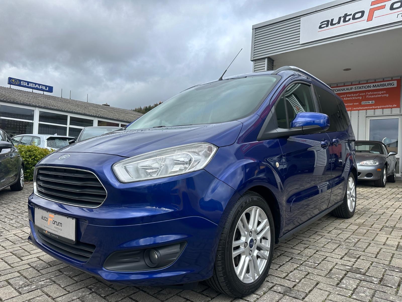 Ford Tourneo Courier Titanium* 1 Hand*