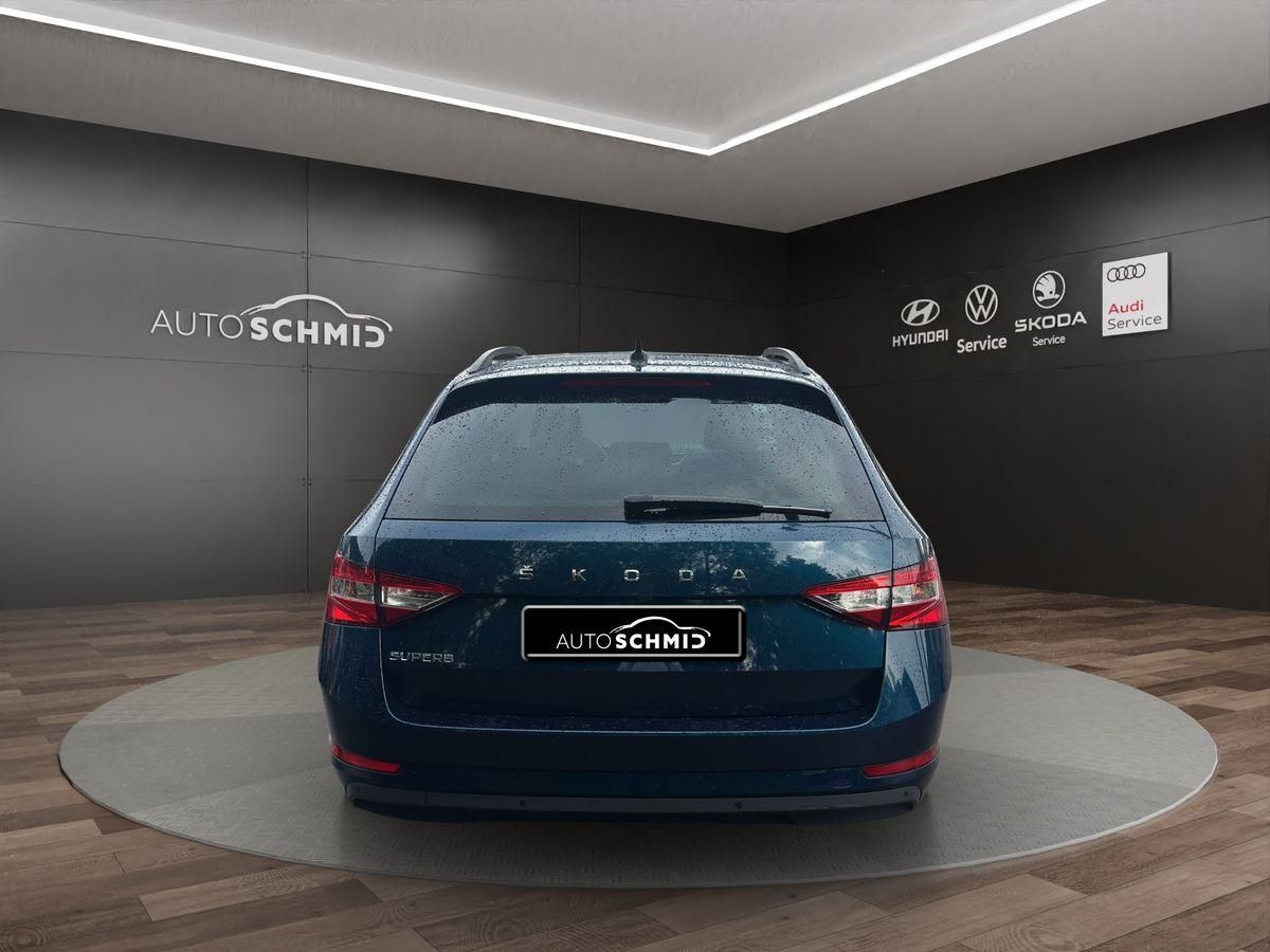 Superb Ambition 2.0 TDI DSG AHK RFK SCHIEBEDACH 