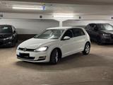 Volkswagen Golf VII 1.6 TDI CUP 8-fach Premium top Zustand - mit Diesel-Antrieb: 1.8