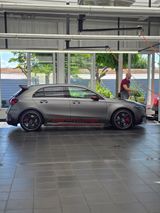 Mercedes-Benz A 45 AMG Street Style Edition + Werksgarantie - Mercedes-Benz A 45 AMG in Frankfurt (Main)