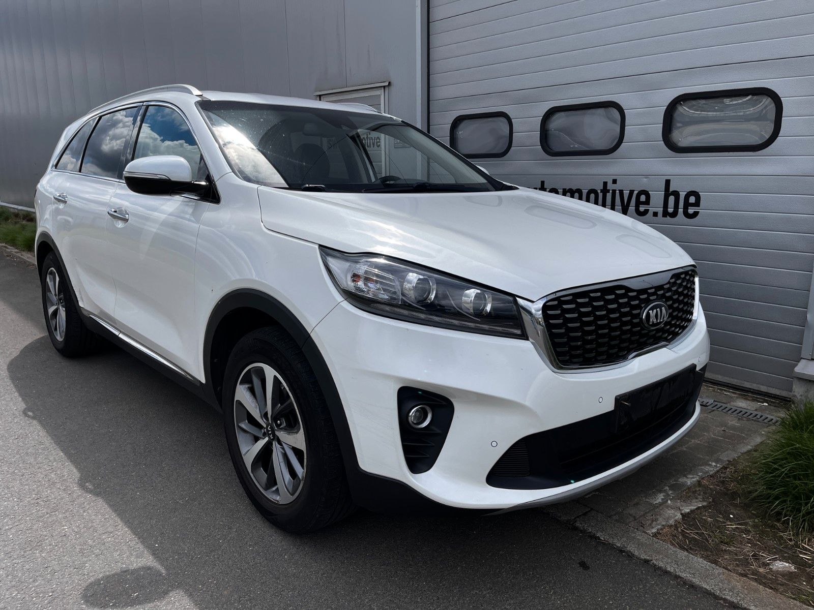 Kia Sorento 2,2D 7pl / CAMERA / NAVI / LEDER / 2WD