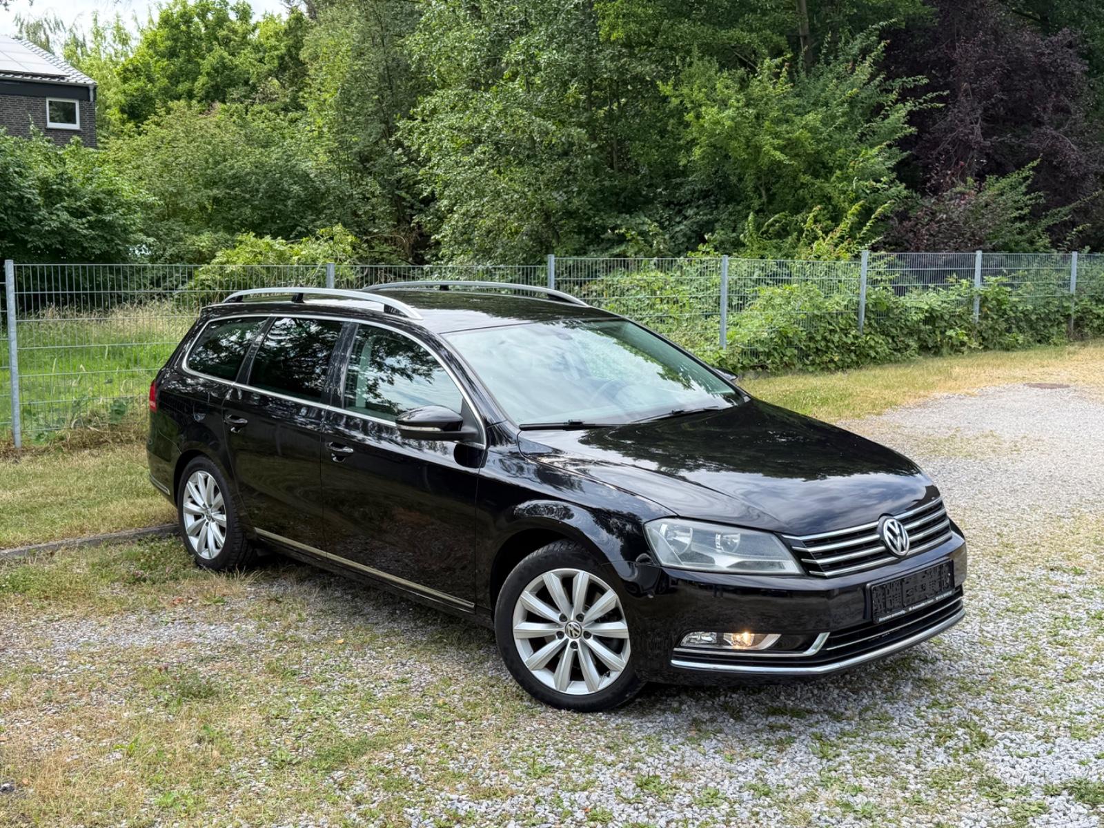 Volkswagen Passat Variant Highline*NAVI*LEDER*KAMERA*8XALU*