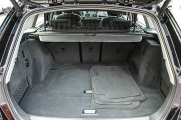 Fahrzeugabbildung BMW 318 d Touring Aut Sport Line NAVIPROF LED KEYLES