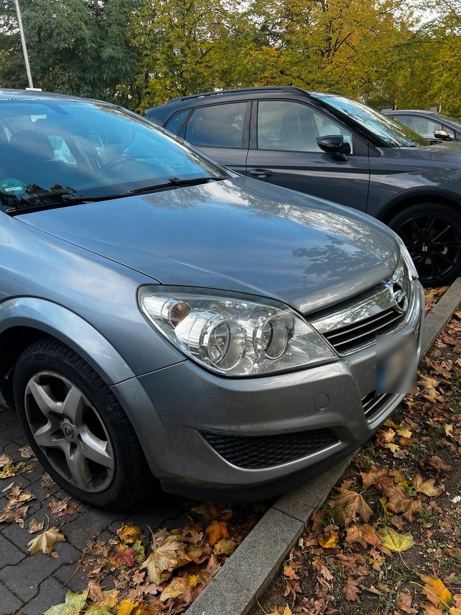 Opel Astra 2009 — engine 90 HP (66kW)