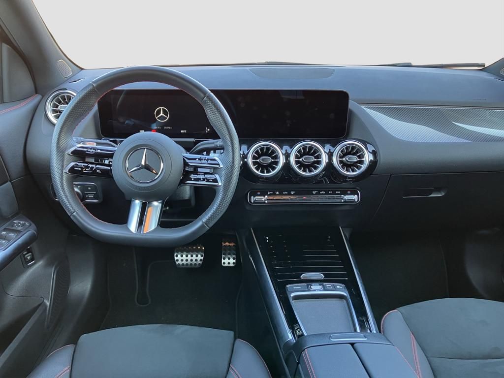 Fahrzeugabbildung Mercedes-Benz GLA 200 AMG*AHZV*M-BEAM*K-GO*KAMERA*DAB*EDW*