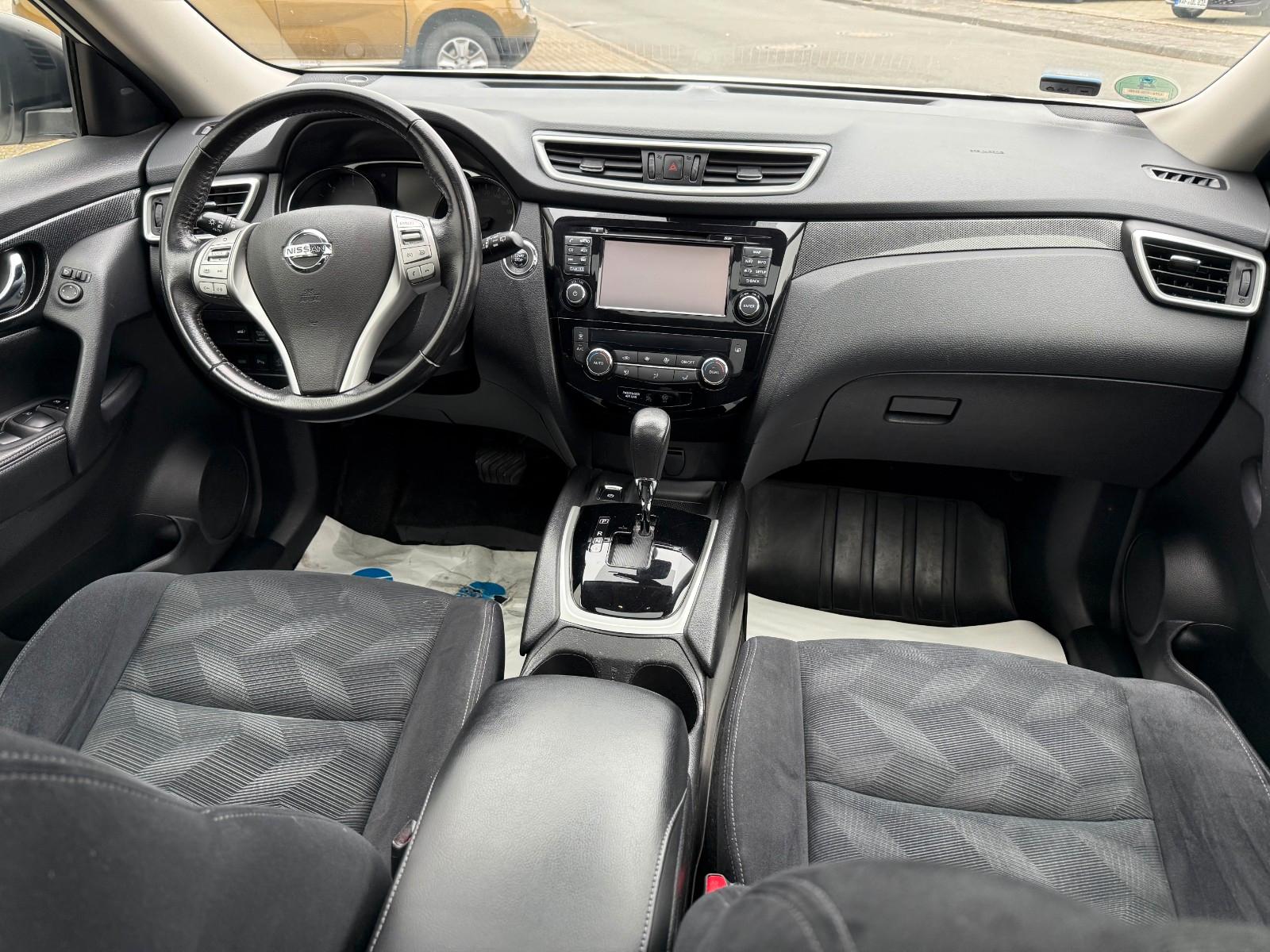 Nissan X-Trail Acenta Automatik Navi Kamera Panorama AH