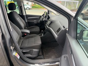 Volkswagen Sharan - 12
