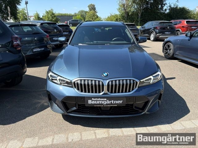 Fahrzeugabbildung BMW 330 i xDrive M-Sport Touring Kamera/ACC/Sitzh. - mit KI generiert/bearbeitet