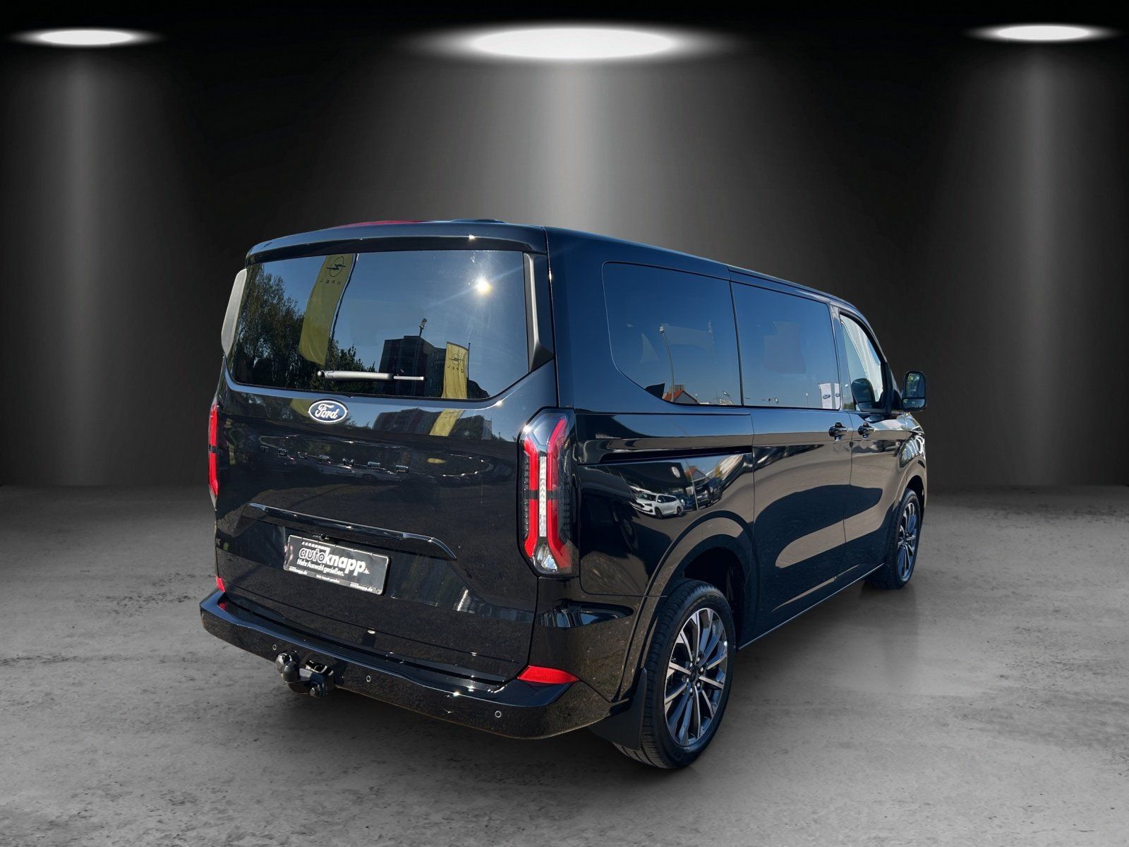 Fahrzeugabbildung Ford Tourneo Custom Titanium X Automatik,FGS,AHK