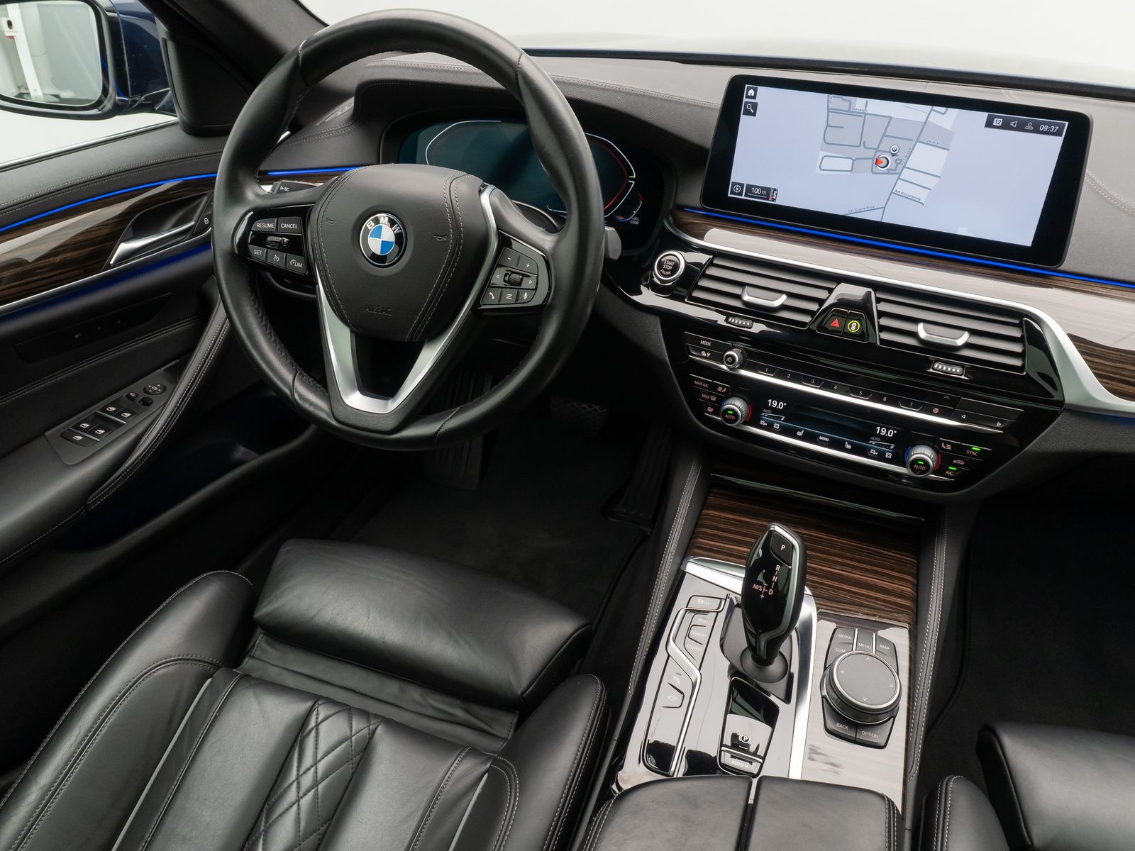Fahrzeugabbildung BMW 540i xD Luxury Line 360° SoflCl DAB Panorama 20"
