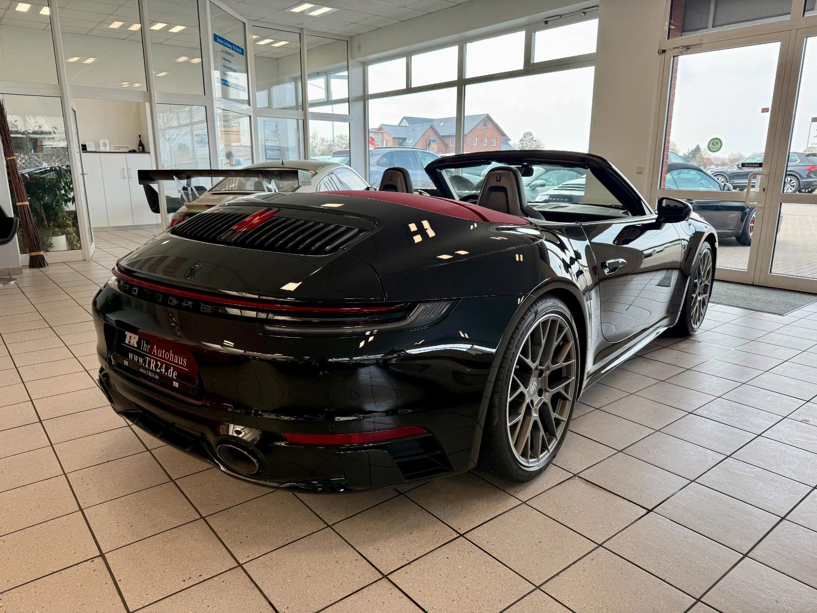 Fahrzeugabbildung Porsche 911 992 Carrera S Cabrio SportDesign/Sportabgas